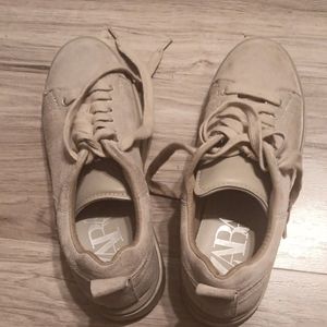 Zara Men's Tan Sneakers